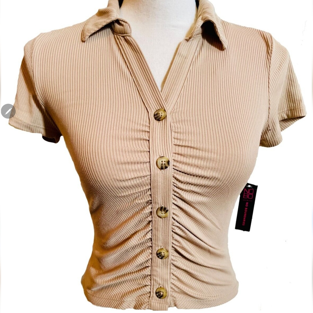 No Boundaries Women's Beige Button Front Top